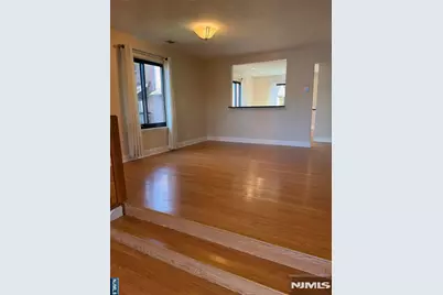 99 Sandpiper Key 99 #99, Secaucus, NJ 07094 - Photo 12