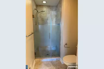 99 Sandpiper Key 99 #99, Secaucus, NJ 07094 - Photo 22