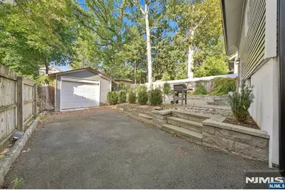 102 Large Avenue, Hillsdale, NJ 07642 - Photo 30