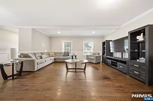 102 Large Ave, Hillsdale, NJ 07642 - Photo 2