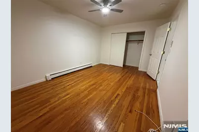 692 Anderson Avenue 2nd Floor #2nd floor, Cliffside Park, NJ 07010 - Photo 8