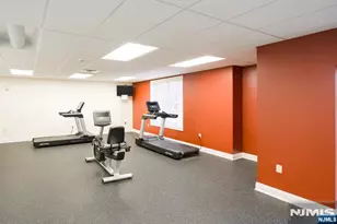 319 Regency Pl 319, Woodbridge Township, NJ 07095 - Photo 16