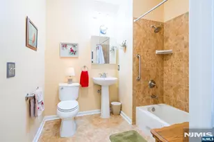 319 Regency Pl 319, Woodbridge Township, NJ 07095 - Photo 12