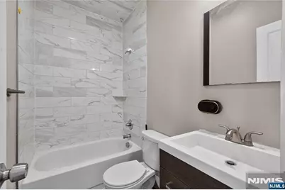 72 Summer Avenue, Newark, NJ 07104 - Photo 4