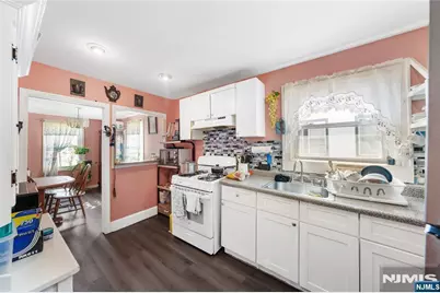 1460 Clinton Avenue, Irvington, NJ 07111 - Photo 14