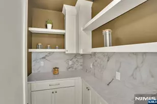 110 Blauvelt Ave, Ho Ho Kus, NJ 07423 - Photo 8
