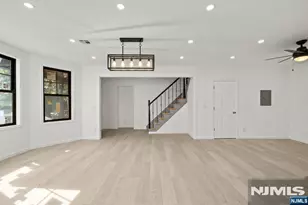 891 River Dr, Elmwood Park, NJ 07407 - Photo 34