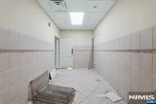 15 Wallington Ave, Wallington, NJ 07057 - Photo 18