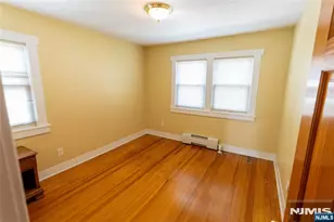 30 Carnation St, Bergenfield, NJ 07621 - Photo 12