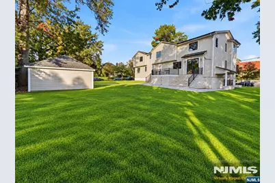 785 Summit Avenue, River Edge, NJ 07661 - Photo 34