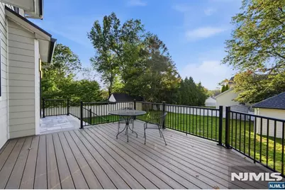 785 Summit Avenue, River Edge, NJ 07661 - Photo 32