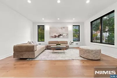785 Summit Avenue, River Edge, NJ 07661 - Photo 14