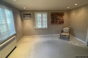 489 Reis Ave, Teaneck Township, NJ 07666 - Photo 6