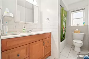 1030 Koelle Blvd 1, Secaucus, NJ 07094 - Photo 8