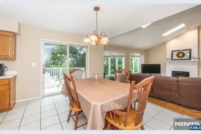 86 Point View Parkway, Wayne, NJ 07470 - Photo 10