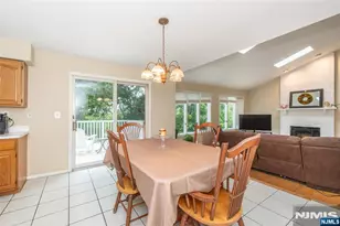 86 Point View Pkwy, Wayne, NJ 07470 - Photo 10