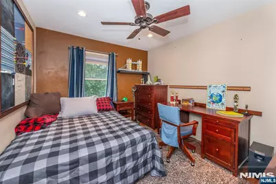 86 Point View Parkway, Wayne, NJ 07470 - Photo 20