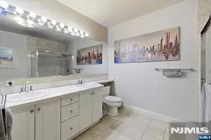 214 The Promenade 214, Edgewater, NJ 07020 - Photo 14
