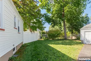 301 Birchwood Rd, New Milford, NJ 07646 - Photo 24