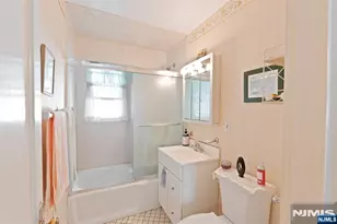 301 Birchwood Rd, New Milford, NJ 07646 - Photo 8
