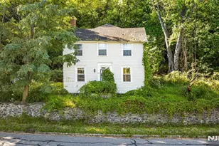 125 Lindsley Rd, Cedar Grove, NJ 07009 - Photo 10
