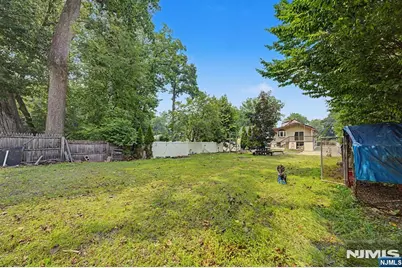 92 Blauvelt Avenue, Bergenfield, NJ 07621 - Photo 40