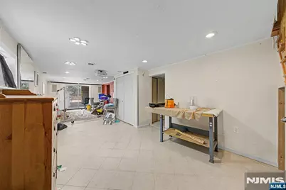 92 Blauvelt Avenue, Bergenfield, NJ 07621 - Photo 26