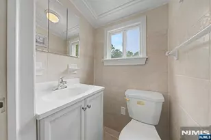 92 Blauvelt Ave, Bergenfield, NJ 07621 - Photo 22