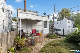 147 Brookside Ave, Irvington, NJ 07111 - Photo 20