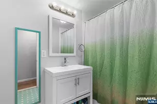 147 Brookside Ave, Irvington, NJ 07111 - Photo 10