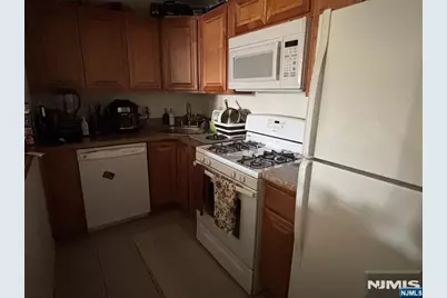 25 Market Street B4 #B4, Saddle Brook Township, NJ 07663 - Photo 6