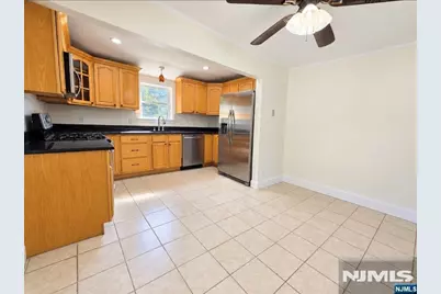 72 Keasler Avenue, Lodi, NJ 07644 - Photo 4