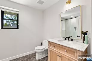 99 Baldwin Pl, Bloomfield, NJ 07003 - Photo 10