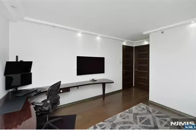 100 Carlyle Drive 14E-S #14E-S, Cliffside Park, NJ 07010 - Photo 26