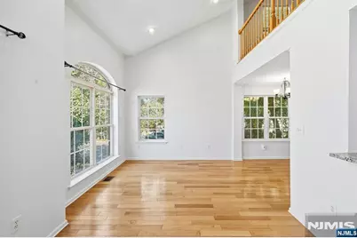 261 Riverwalk Way Q174 #Q174, Clifton, NJ 07014 - Photo 18