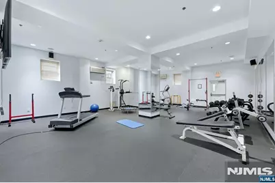 70 Munn Avenue 206 #206, East Orange, NJ 07018 - Photo 16