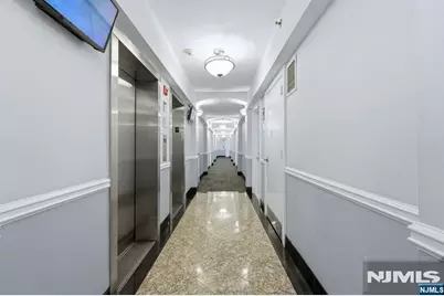 70 Munn Avenue 206 #206, East Orange, NJ 07018 - Photo 8