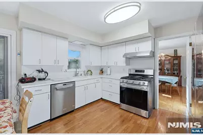 14 Whitaker Place, Caldwell, NJ 07006 - Photo 12