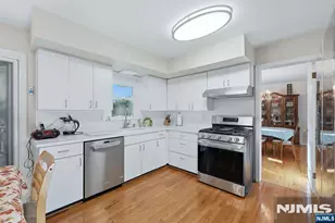 14 Whitaker Pl, Caldwell, NJ 07006 - Photo 12