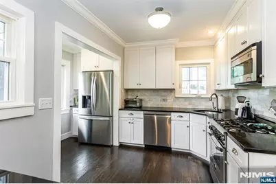 64 Chestnut Road, Verona, NJ 07044 - Photo 14