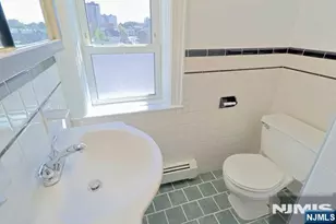 1014 Ponsi Street B, Fort Lee, NJ 07024 - Photo 4