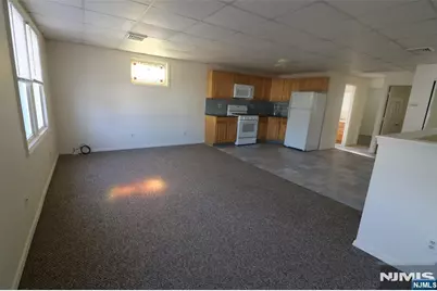 273 Centre Avenue, Secaucus, NJ 07094 - Photo 4