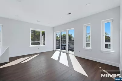 97 W 9th Avenue, Newark, NJ 07107 - Photo 24