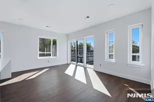 97 W 9th Ave, Newark, NJ 07107 - Photo 24