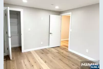 26 Elm Street 2 #2, Clifton, NJ 07013 - Photo 14