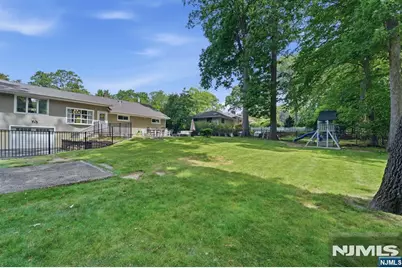 105 Winthrop Road, Hillsdale, NJ 07642 - Photo 30