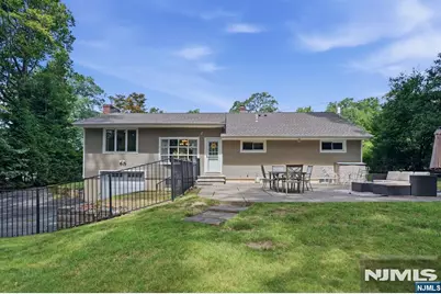 105 Winthrop Road, Hillsdale, NJ 07642 - Photo 32