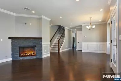 290 Tom Hunter Road B #B, Fort Lee, NJ 07024 - Photo 4