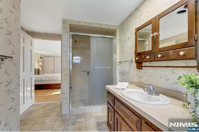 36 Old Stone Church Road, Upper Saddle River, NJ 07458 - Photo 14
