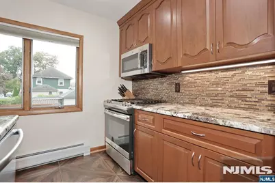 17 Marinus Street, Rochelle Park Township, NJ 07662 - Photo 12